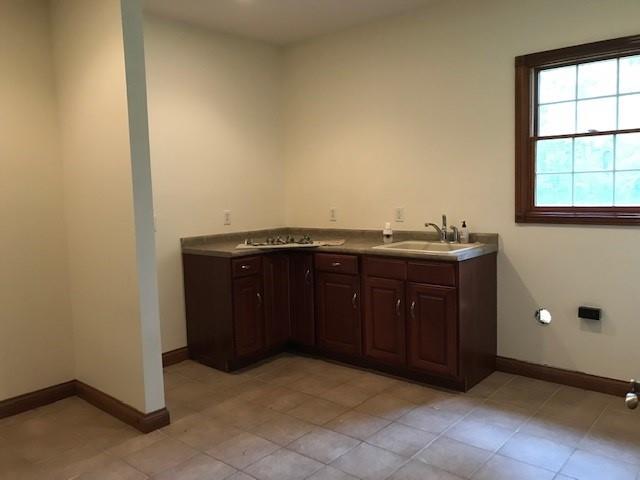 3215 Woodland Ridge Columbus, IN 47201 - Photo 14 of 17 Gallery Image 14