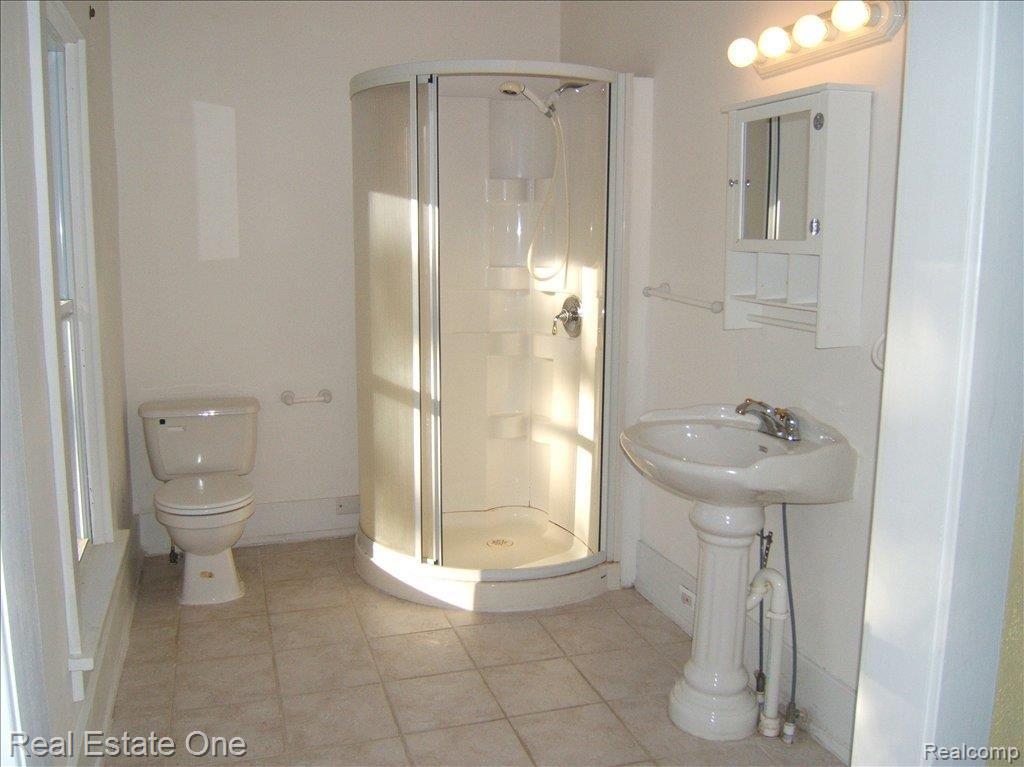 10028 Azalia Road Maybee, MI 48159 - Photo 25 of 25 Mstrbath