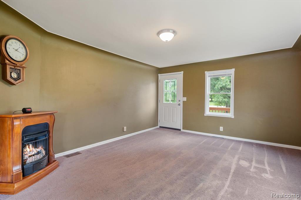 11431 Hegel Road Goodrich, MI 48438 - Photo 7 of 41
