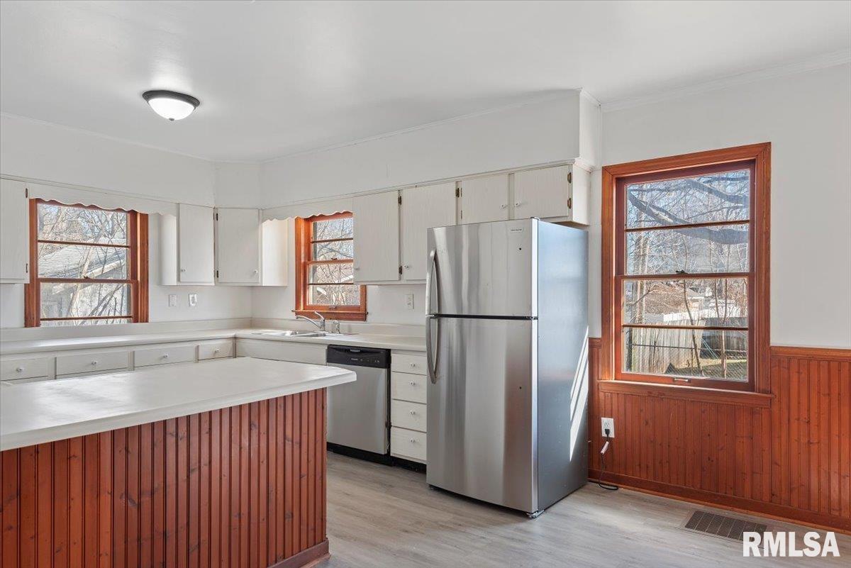 2720 Fillmore Street Springfield, IL 62704 - Photo 8 of 39 Gallery Image 8