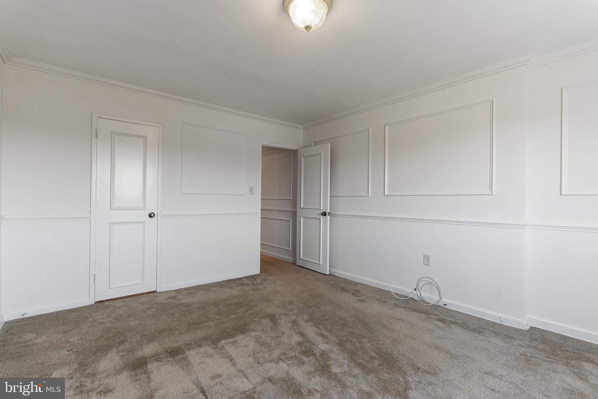 1300 South Arlington Ridge Road, Unit 402 Arlington, VA 22202 - Photo 17 of 23 a view of an empty room