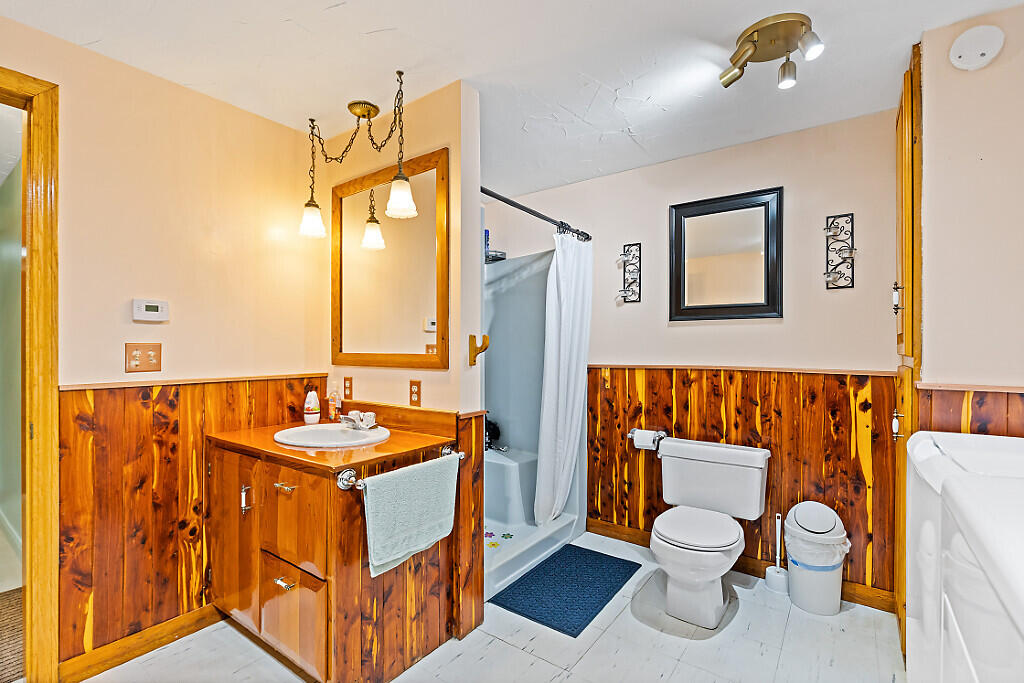573 Augusta Road Belgrade, ME 04917 - Photo 48 of 63 48_BP5A3444_DxO_mls