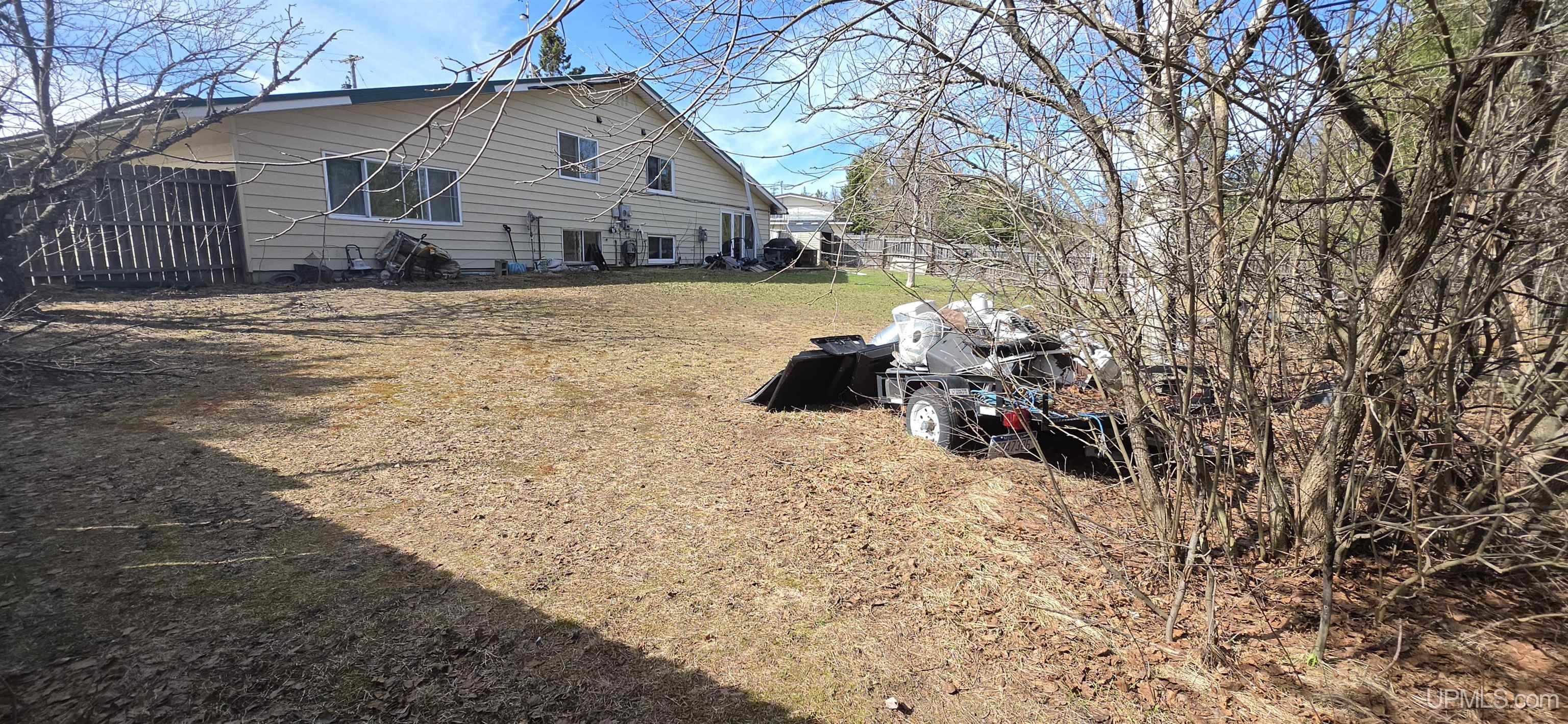 135 Banshee Gwinn, MI 49841 - Photo 3 of 7