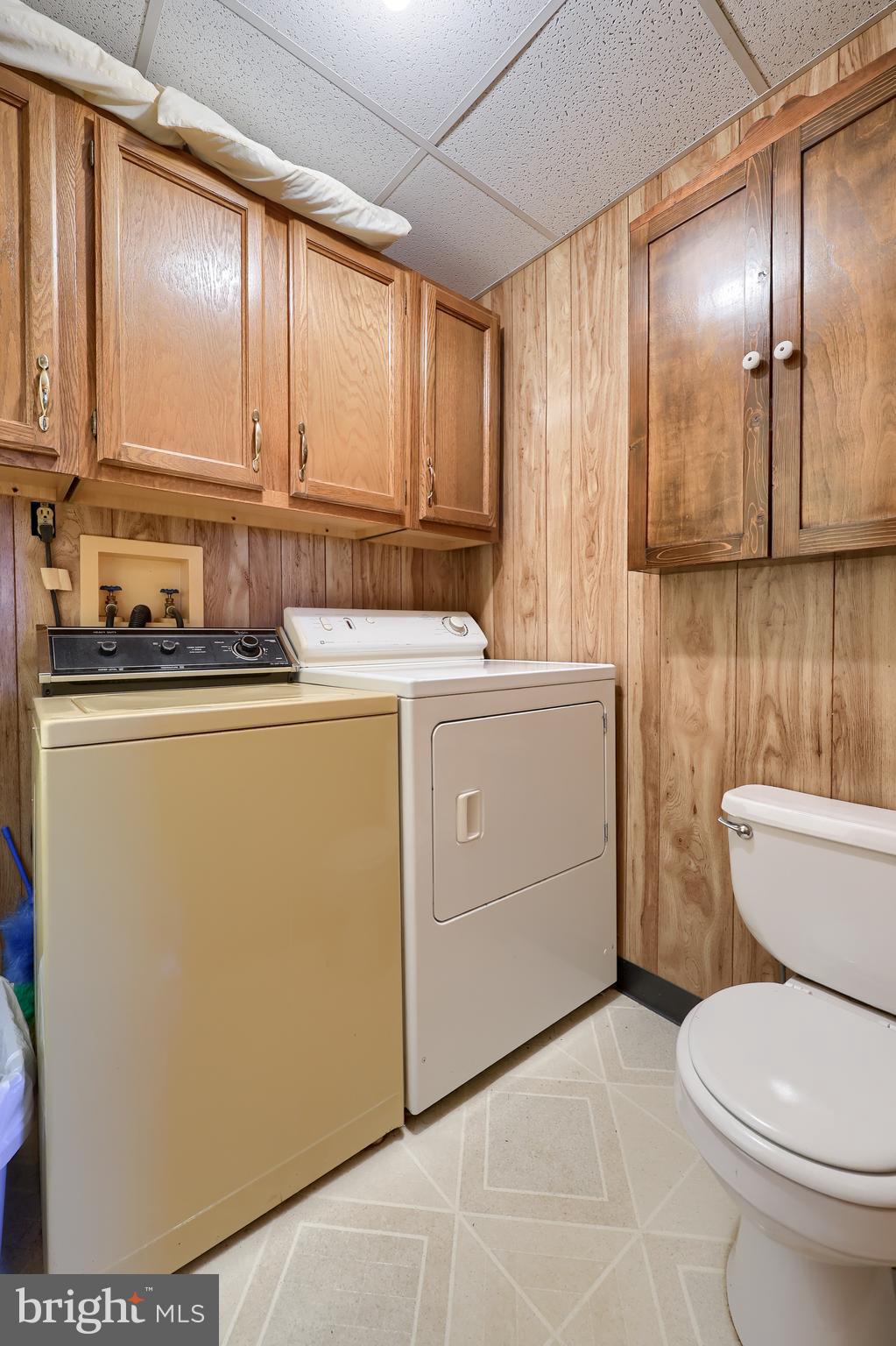 647 Marticville Road Pequea, PA 17565 - Photo 8 of 36 Gallery Image 8