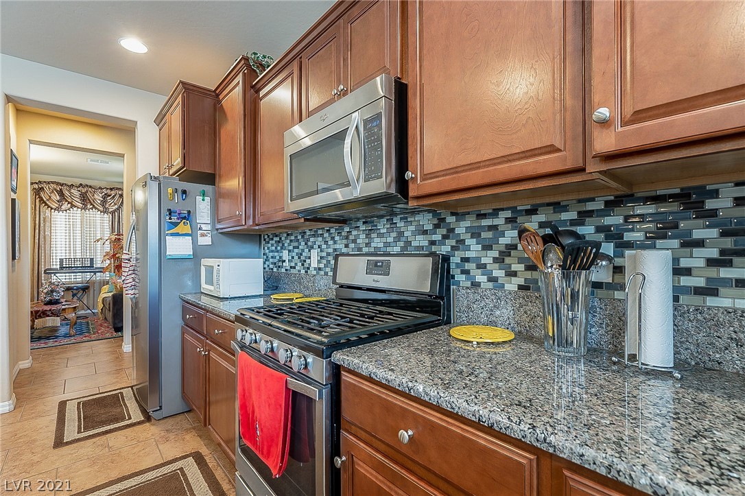 6971 Los Lagos Road Las Vegas, NV 89178 - Photo 12 of 49 Gallery Image 12