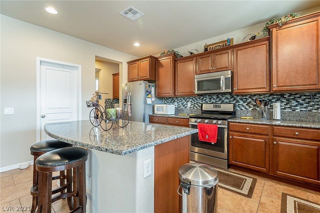 6971 Los Lagos Road Las Vegas, NV 89178 - Photo 13 of 49 Gallery Image 13