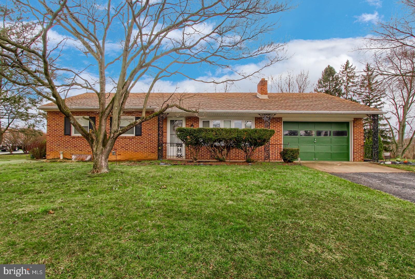 47 York Road York, PA 17407 - Photo 1 of 21 Gallery Image 1