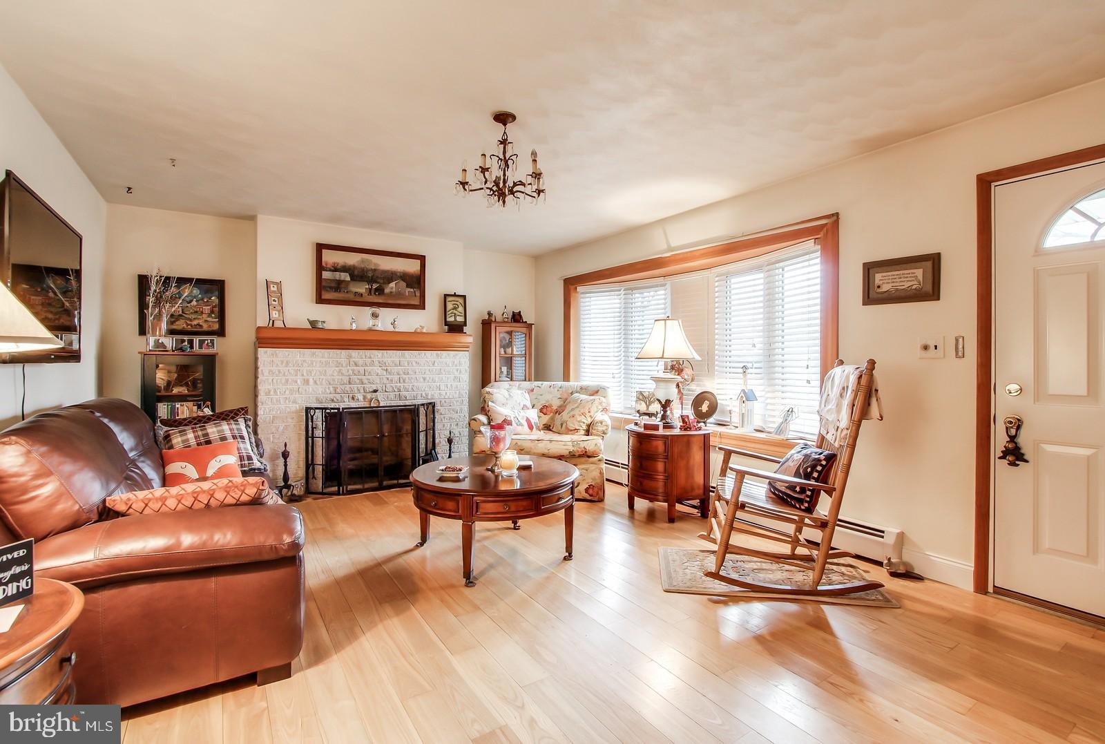 47 York Road York, PA 17407 - Photo 3 of 21 Gallery Image 3