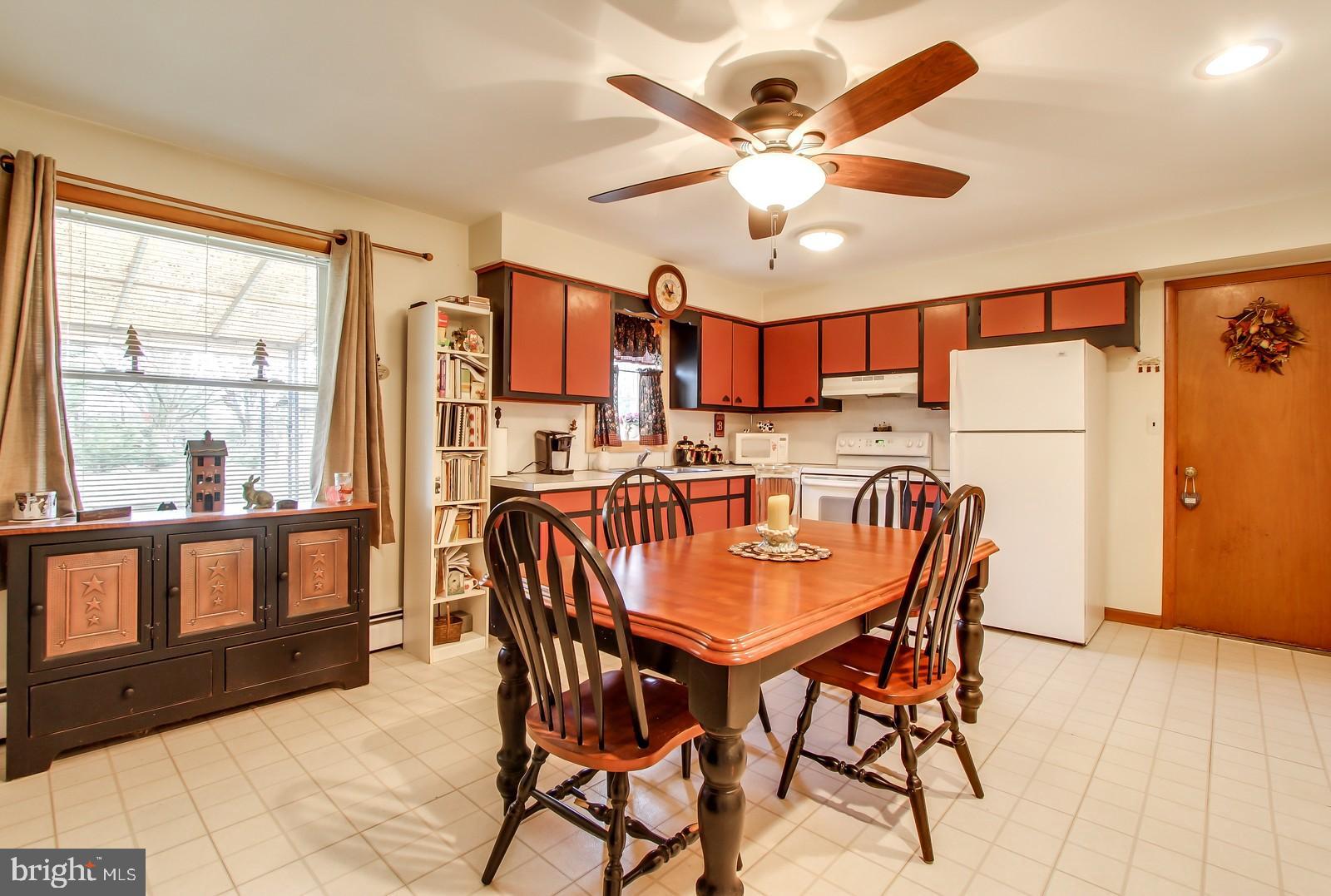 47 York Road York, PA 17407 - Photo 5 of 21 Gallery Image 5