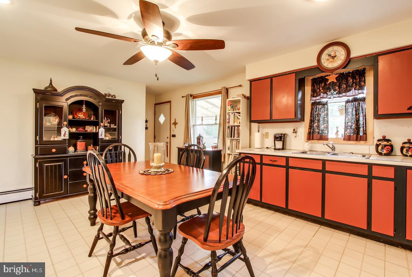47 York Road York, PA 17407 - Photo 6 of 21 Gallery Image 6