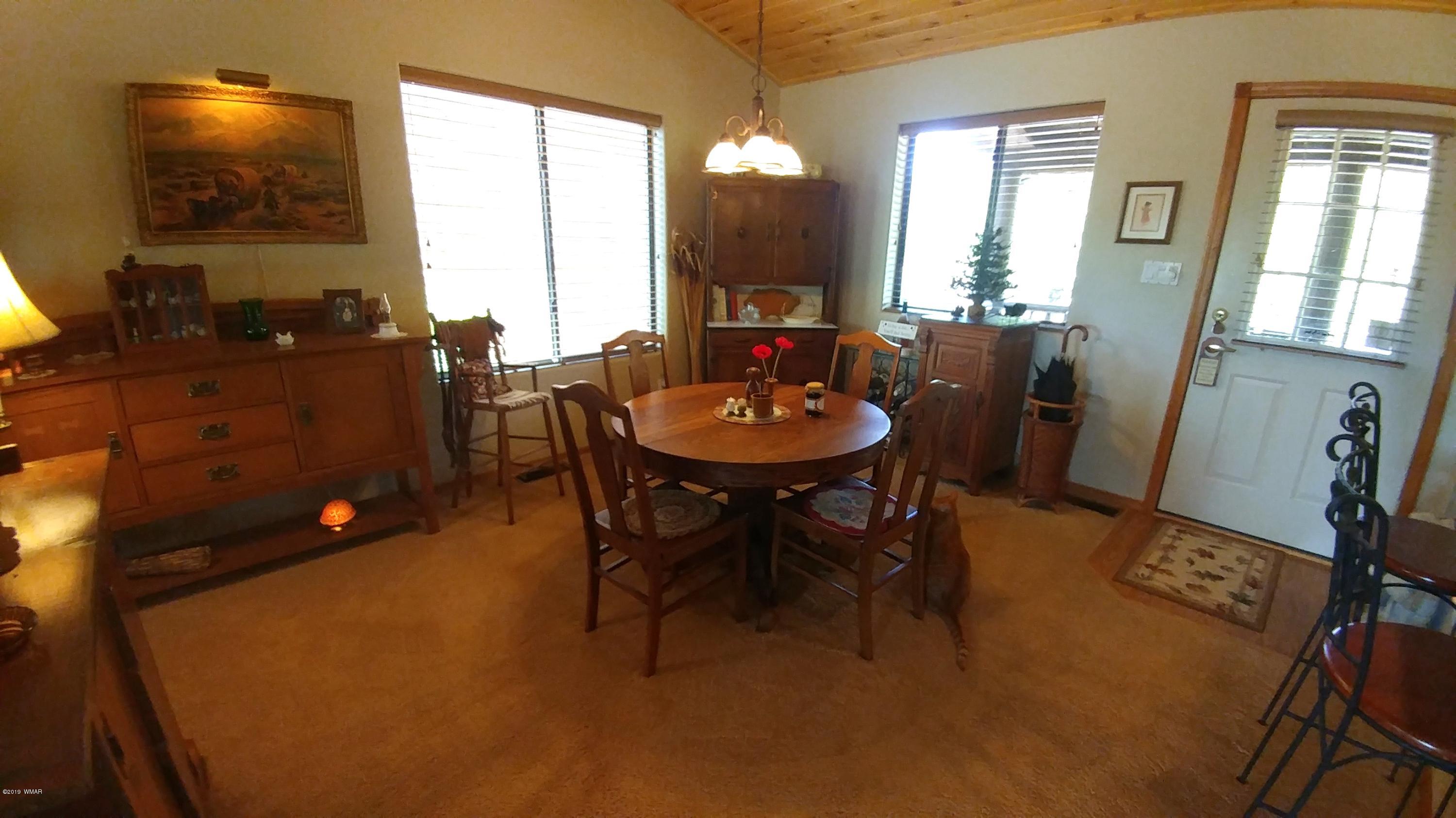2668 Lodge Loop Overgaard, AZ 85933 - Photo 12 of 35 Gallery Image 12