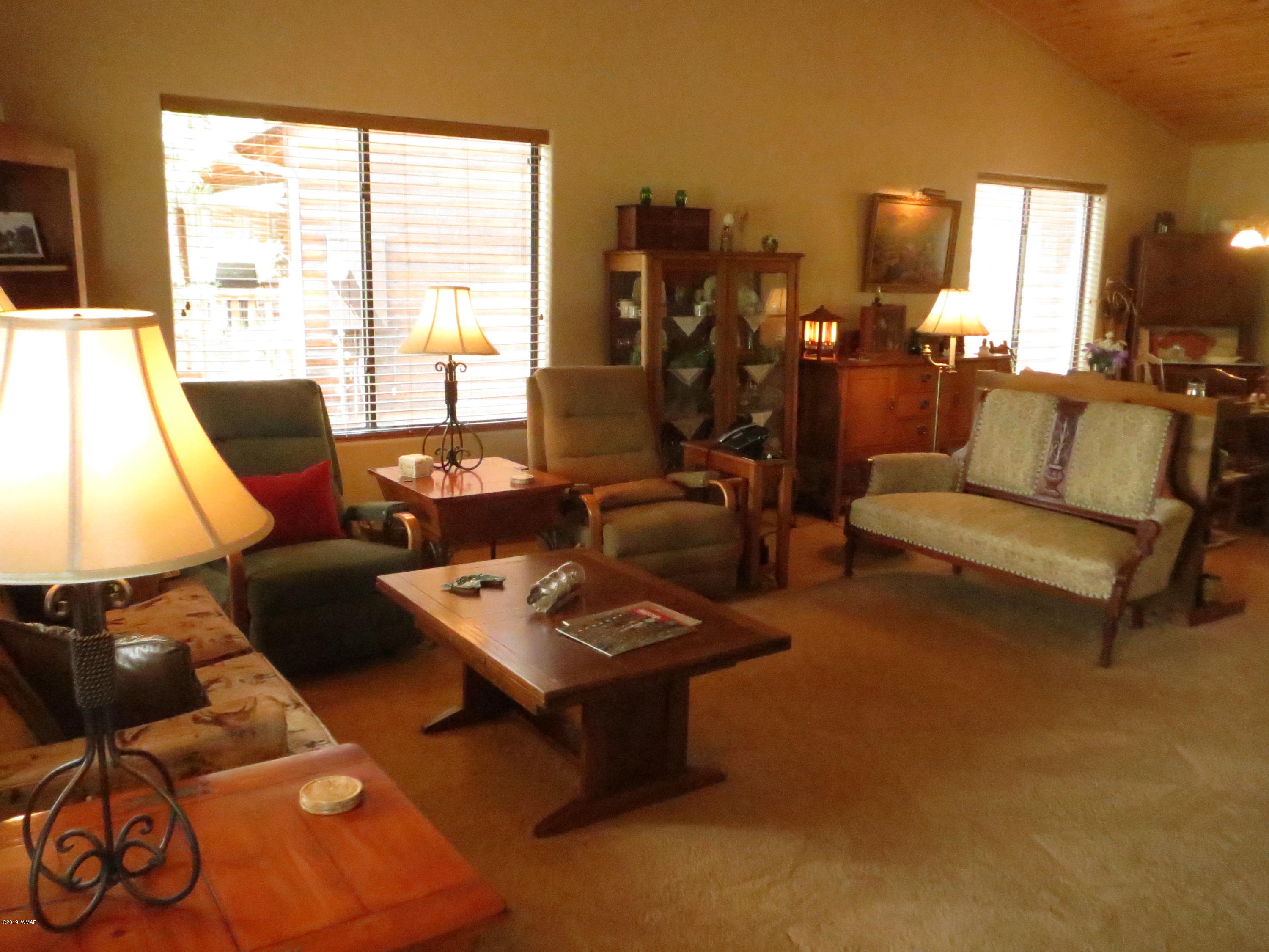 2668 Lodge Loop Overgaard, AZ 85933 - Photo 9 of 35 Gallery Image 9