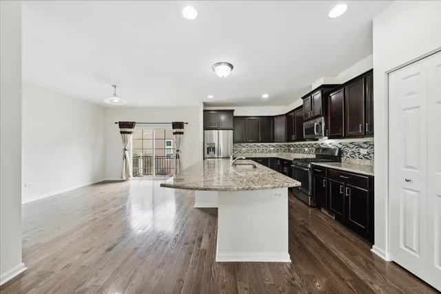 $422,000 | 4277 Liberty Street, Aurora, IL 60504