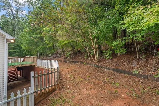 a view of a dinning room with balcony