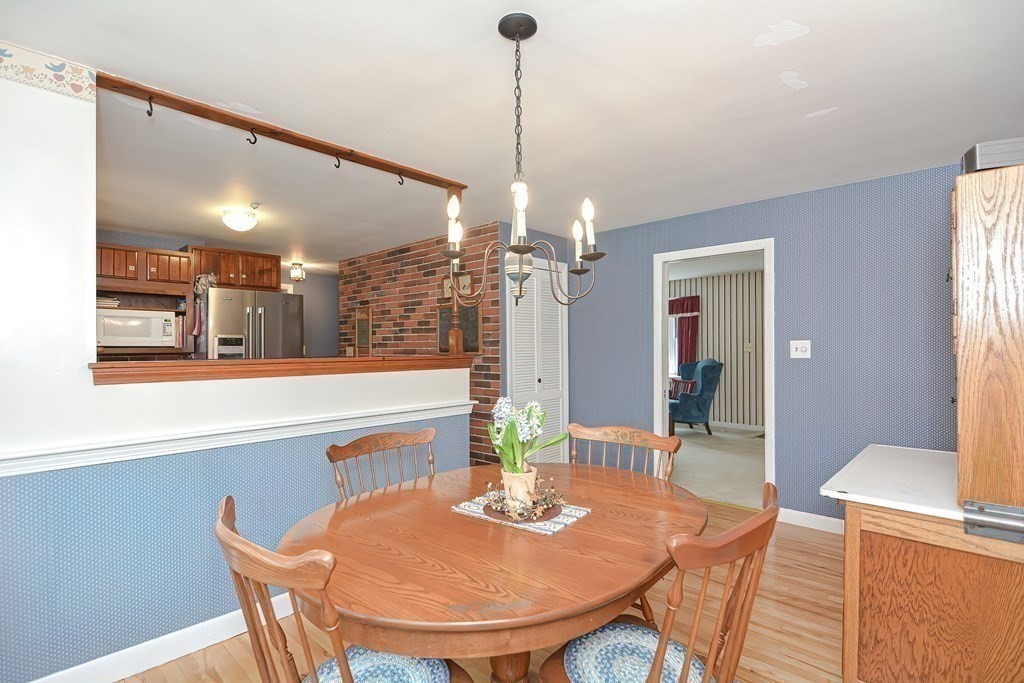 335 Purgatory Road Northbridge, MA 01588 - Photo 7 of 34