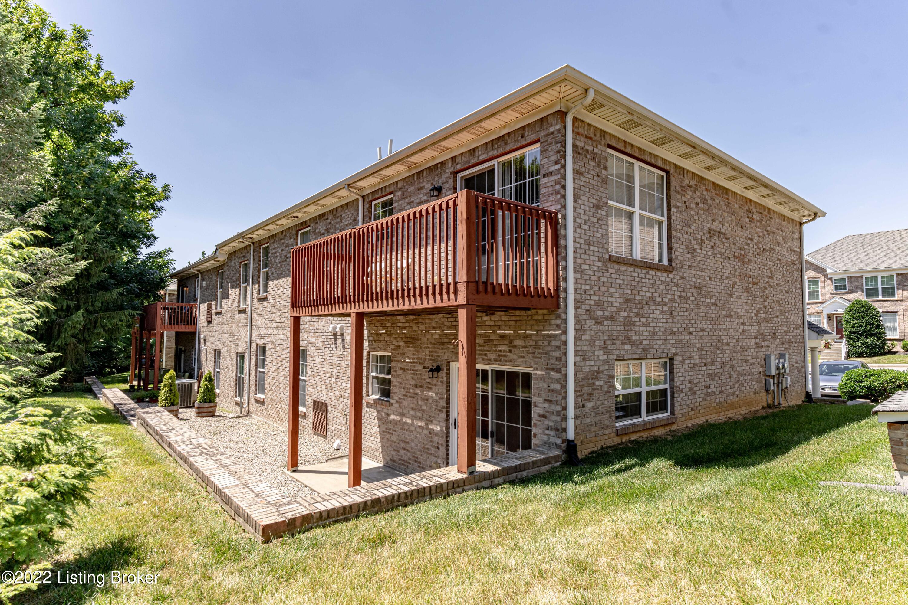 9513 Rustling Tree Way, Unit 101 Louisville, KY 40291 - Photo 9 of 43 DSC07220