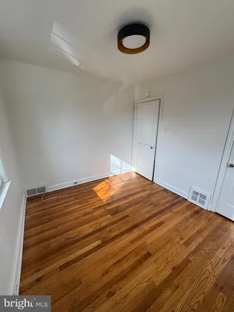 $1,725 | 976 Center Avenue, Lancaster, PA 17601
