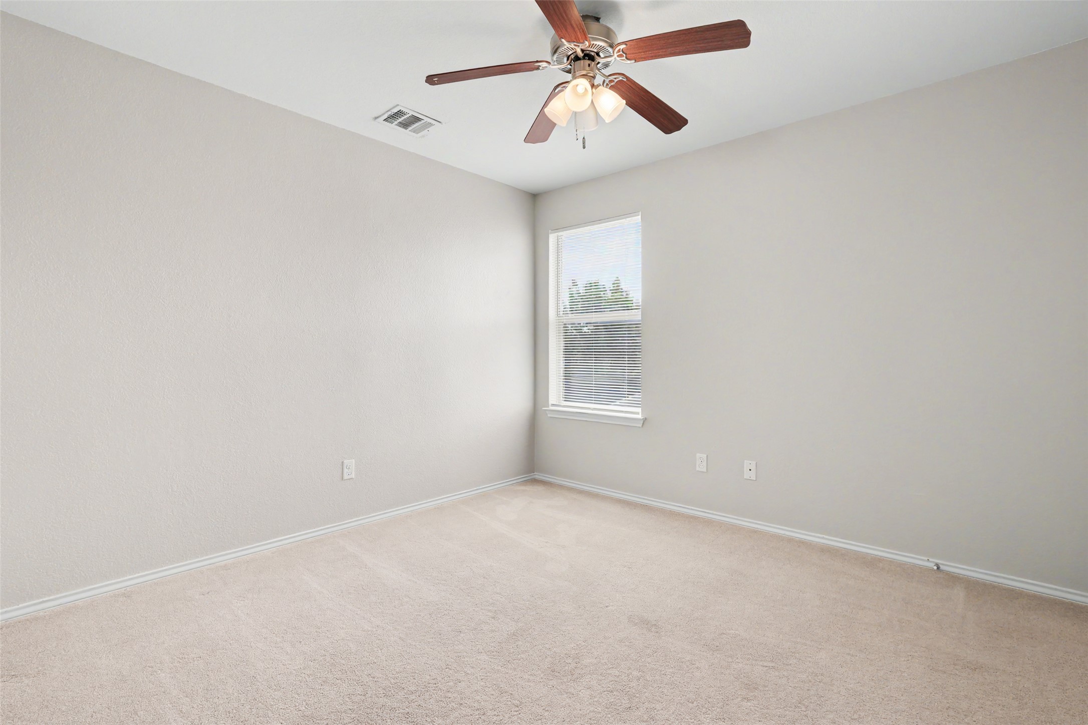 400 Falcon Lane Leander, TX 78641 - Photo 25 of 35