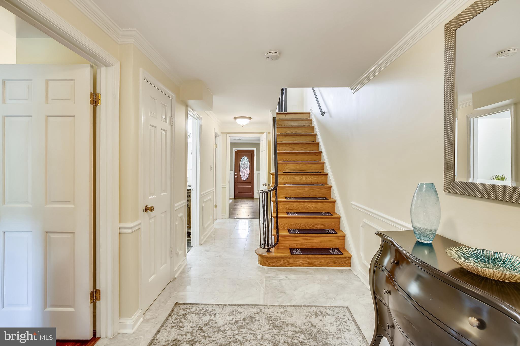 1323 South Glebe Road Arlington, VA 22204 - Photo 3 of 39 Entry w/ marble flr. 1st of 4 bedrooms & family rm