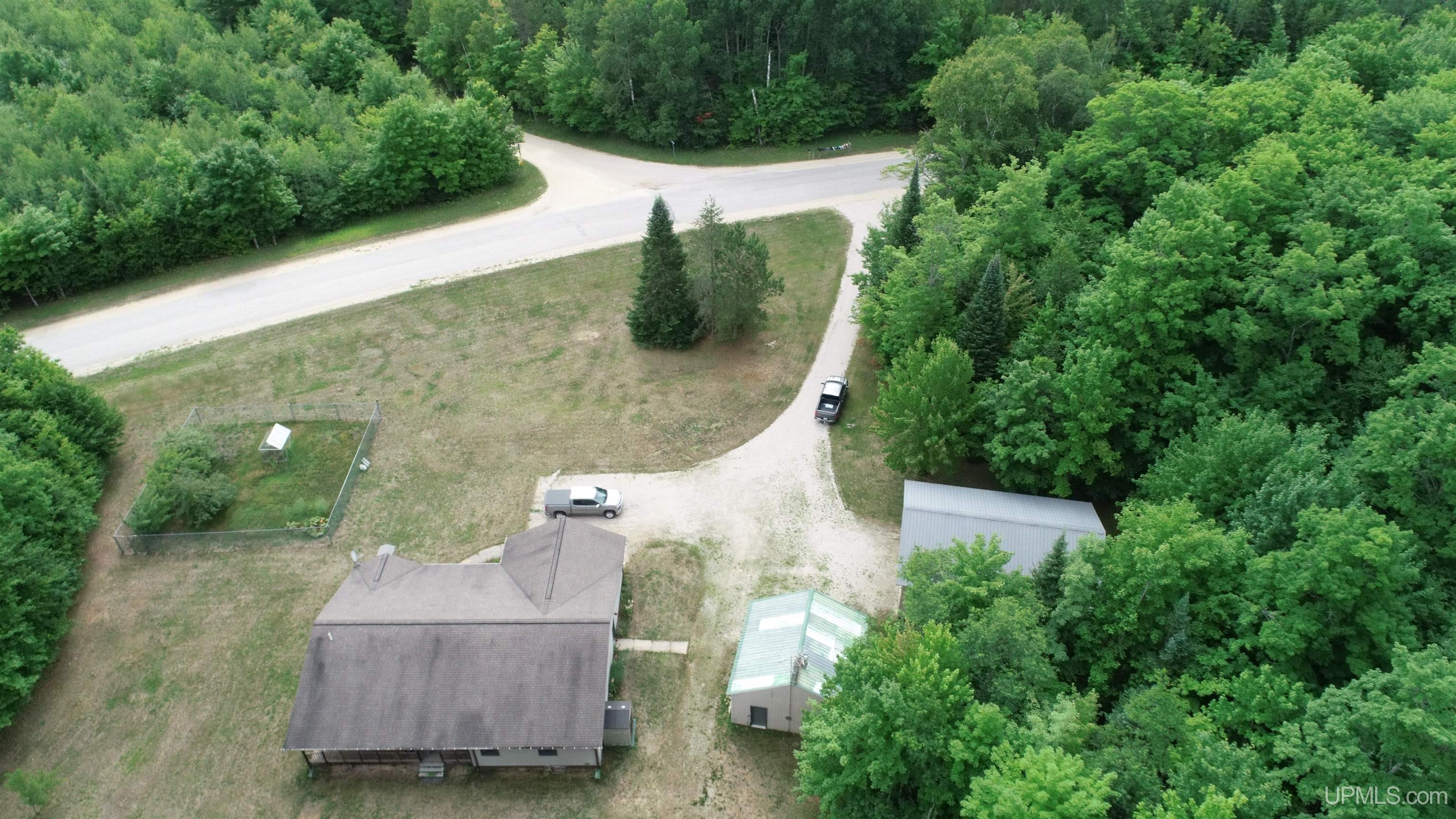 7054 West Co Road Manistique, MI 49854 - Photo 14 of 32