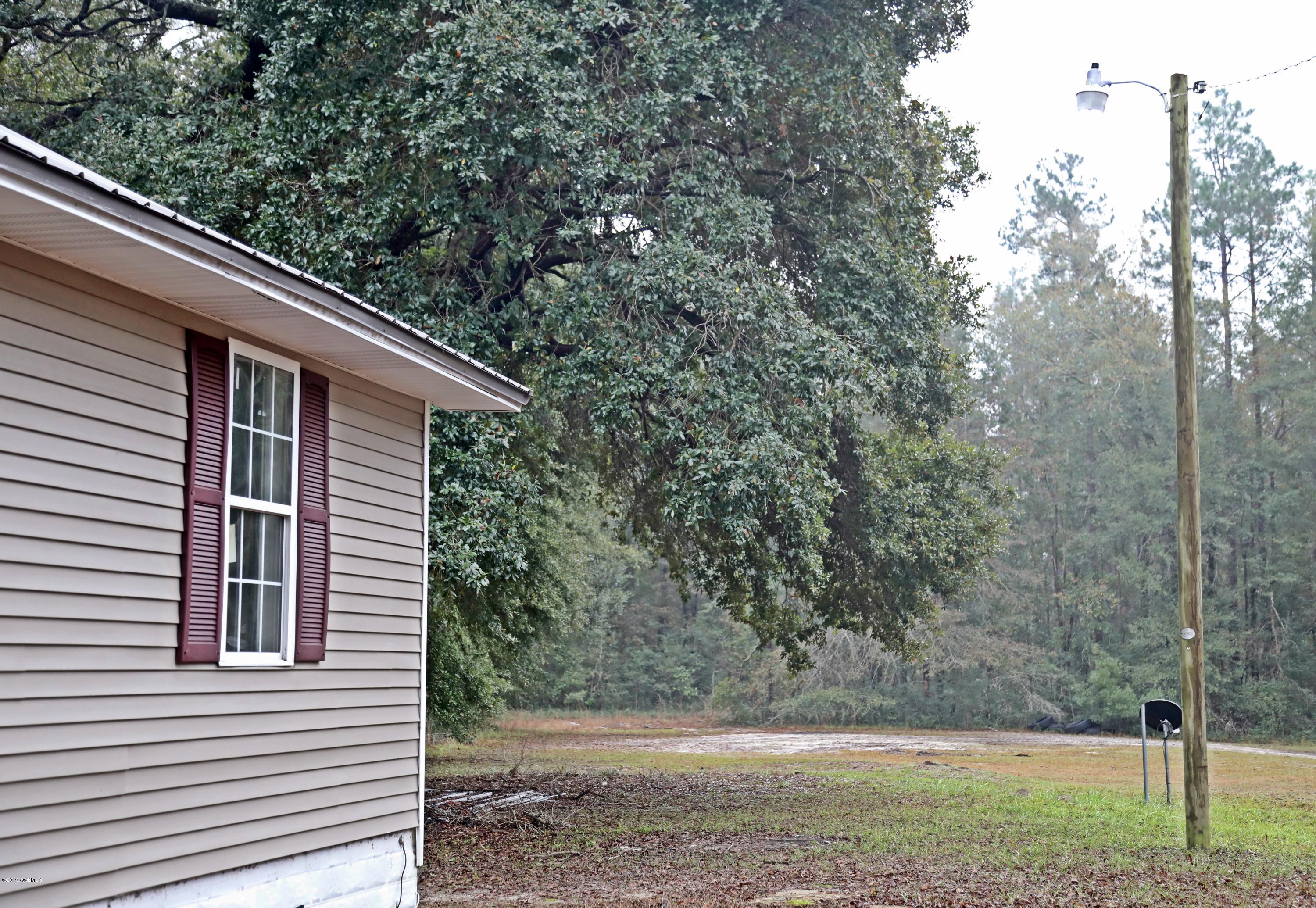 607 Hoover Street South Hampton, SC 29924 - Photo 8 of 10 1H0A2965