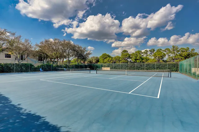 $2,950 | 5390 Woodland Lakes Drive, Unit 102, Palm Beach Gardens, FL 33418