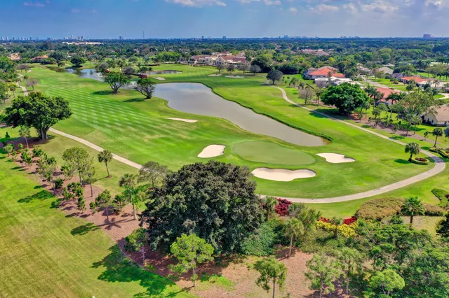 $2,950 | 5390 Woodland Lakes Drive, Unit 102, Palm Beach Gardens, FL 33418