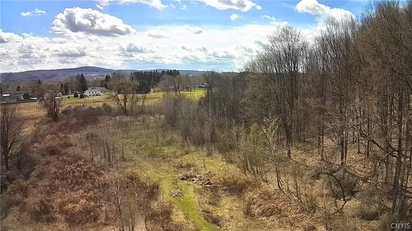 $74,900 | 3665 Hedgemoor Drive, Cortlandville, NY 13045