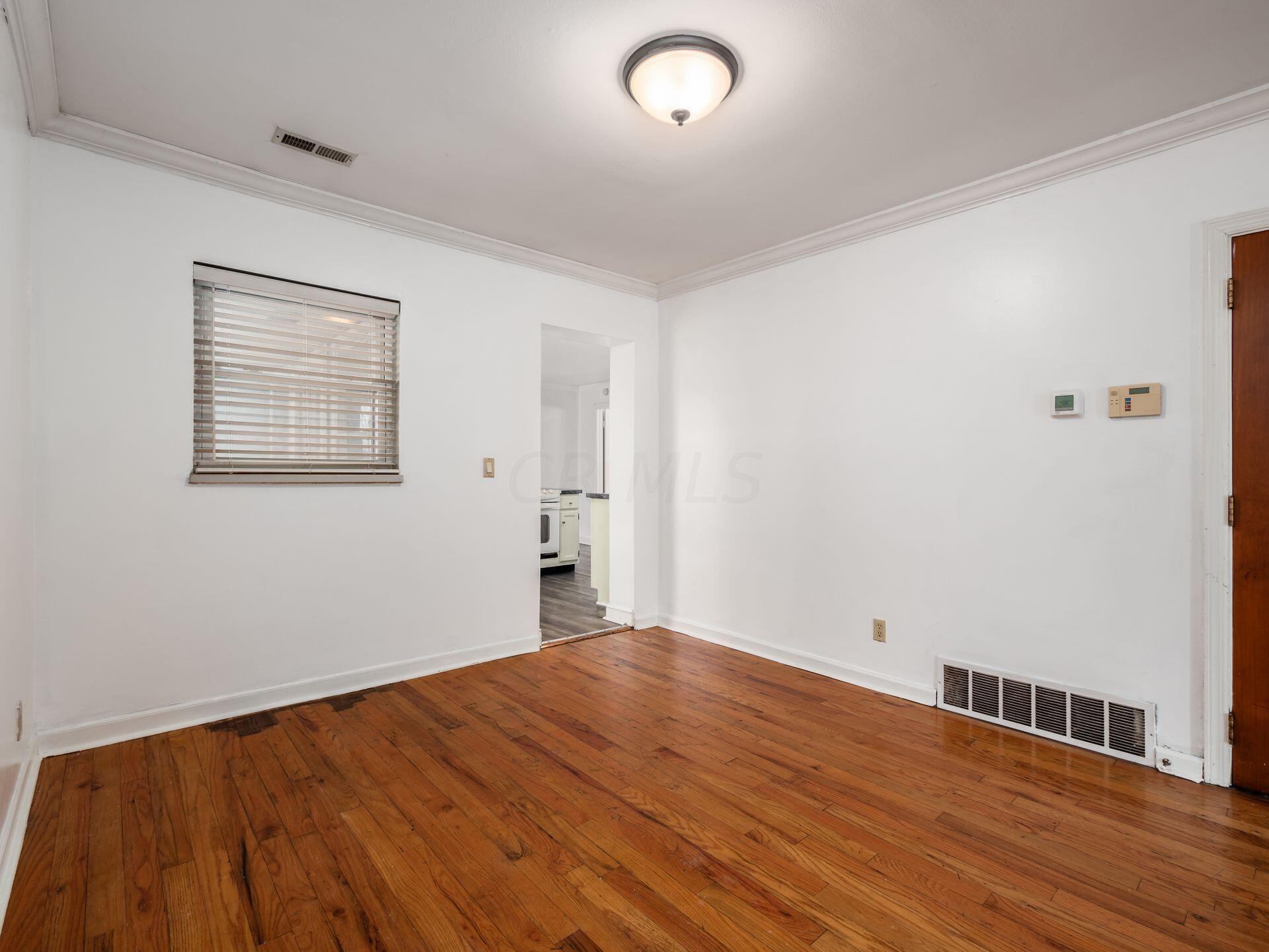 5969 Sinclair Road Columbus, OH 43229 - Photo 18 of 34 Dining room