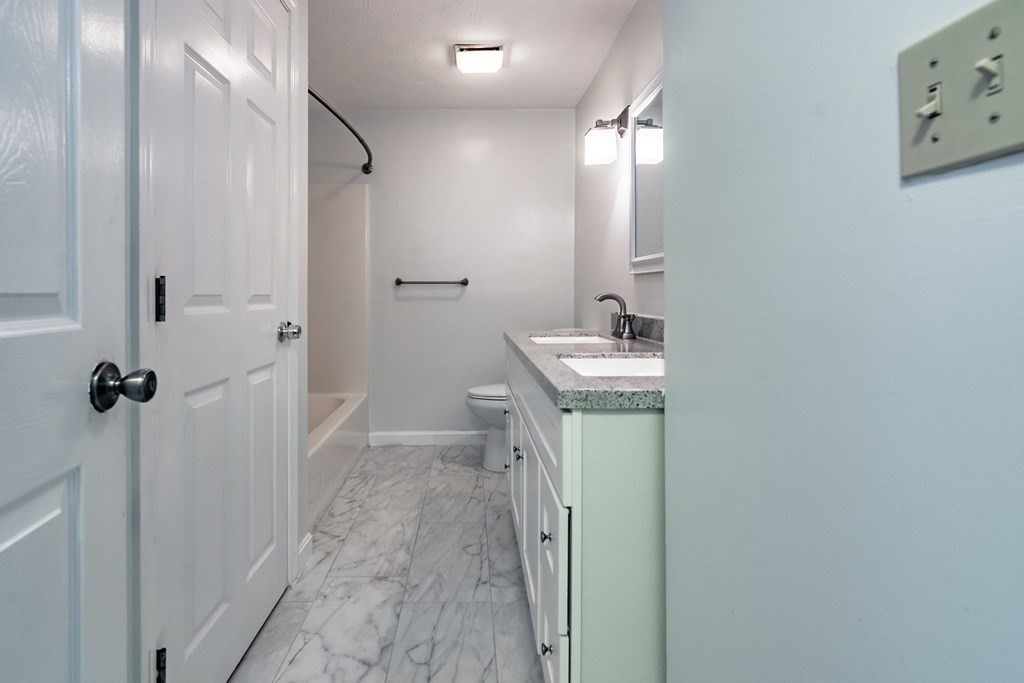 95 Chippy Lane Methuen, MA 01844 - Photo 21 of 31