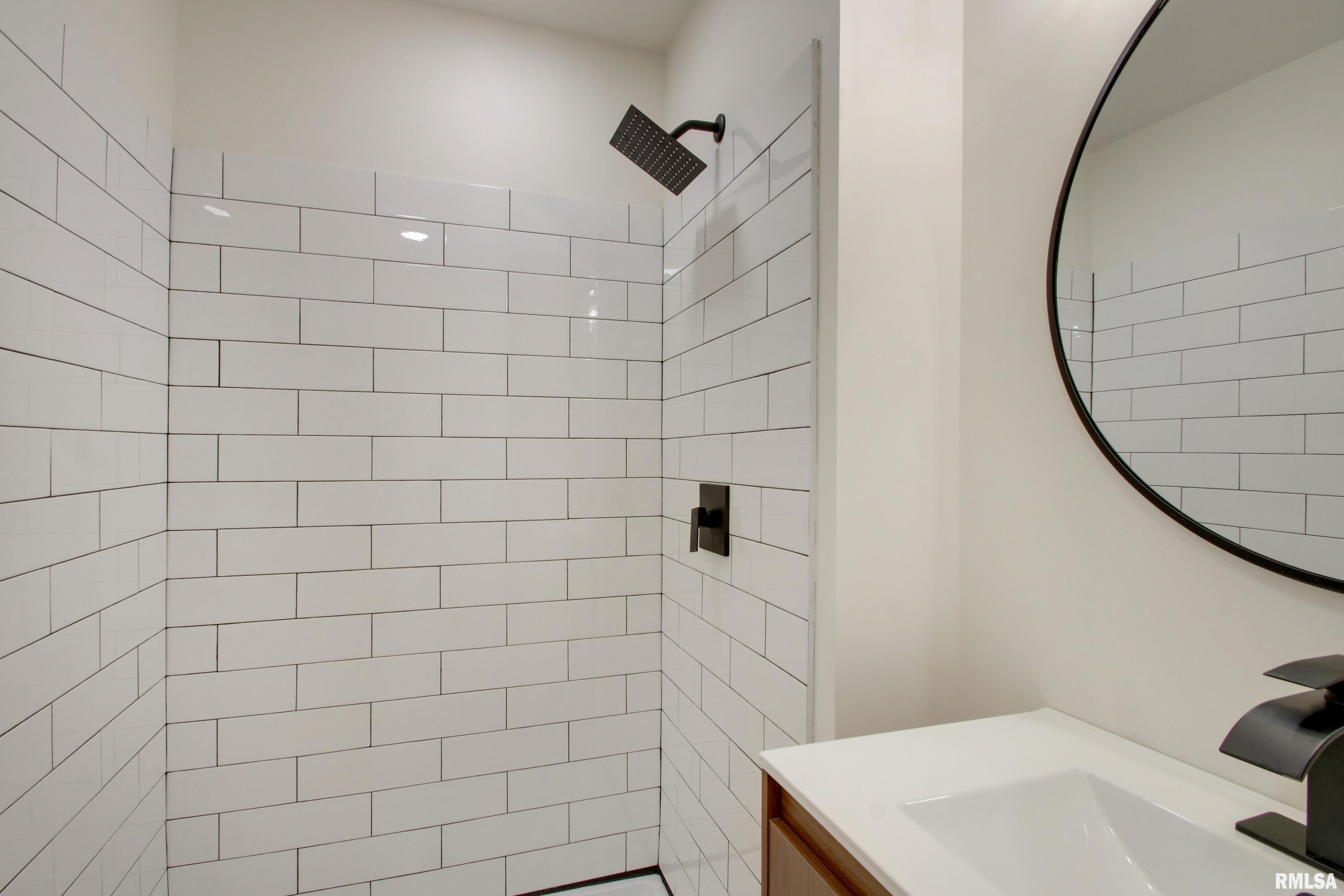 1325 Locust Street Quincy, IL 62301 - Photo 12 of 23