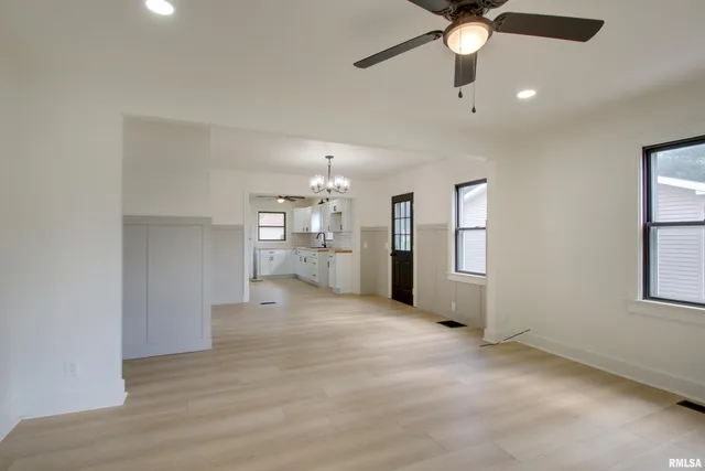 $179,000 | 1325 Locust Street, Quincy, IL 62301