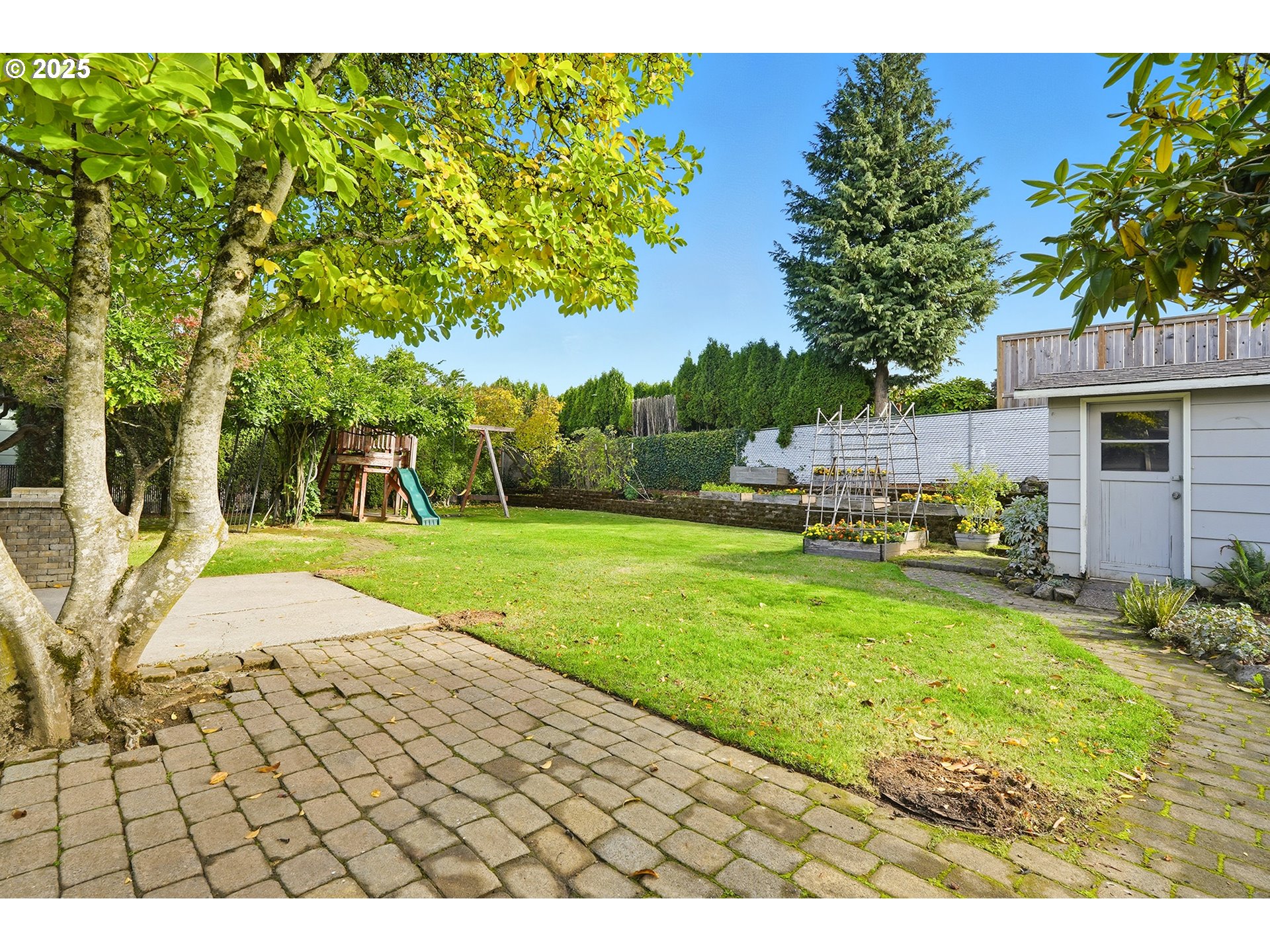 1422 Southeast 209th Avenue Gresham, OR 97030 - Photo 44 of 46 a view of a house with backyard and sitting area
