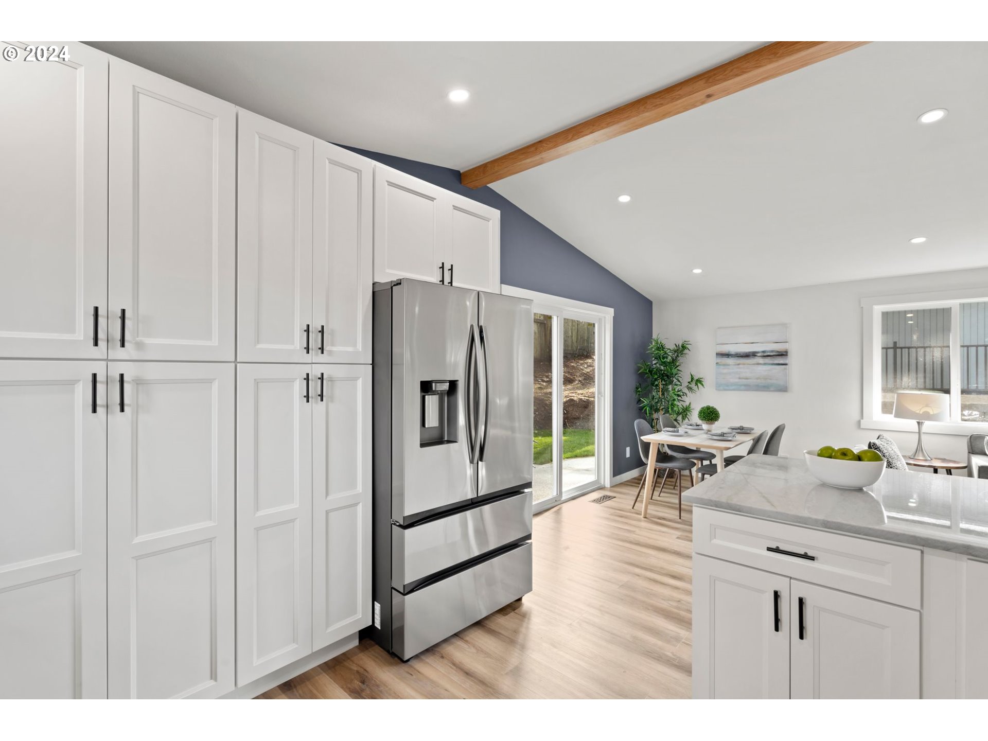 7501 Southwest Taylors Ferry Road Tigard, OR 97223 - Photo 13 of 24 Gallery Image 13