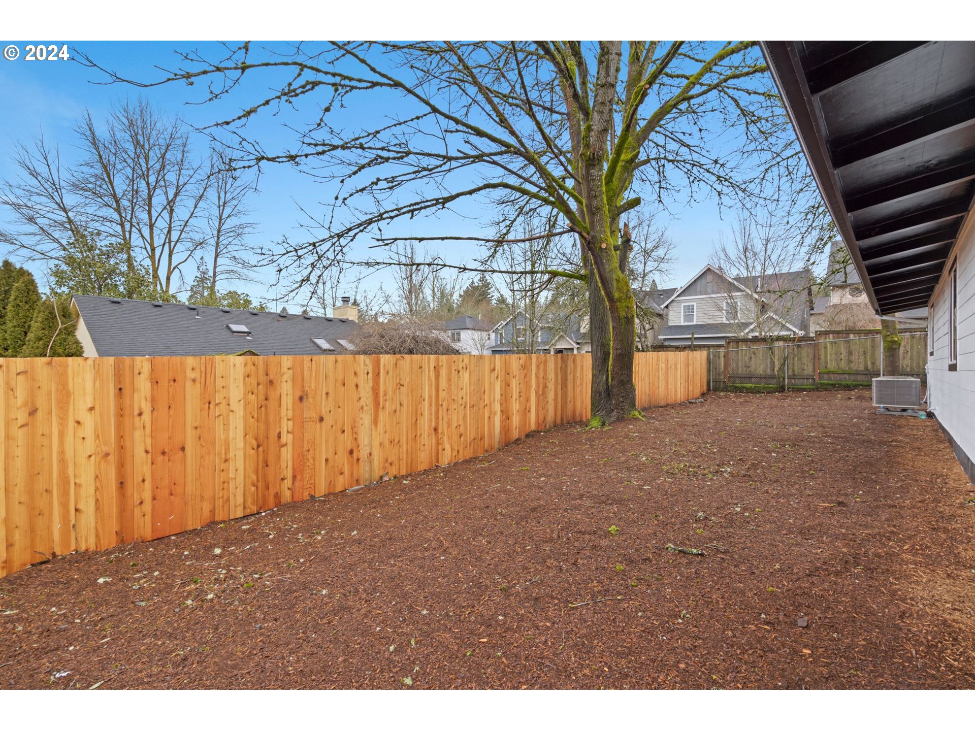 7501 Southwest Taylors Ferry Road Tigard, OR 97223 - Photo 23 of 24 Gallery Image 23