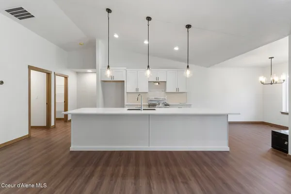 $516,900 | 866 East Valley Street South, Oldtown, ID 83822