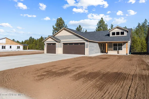$516,900 | 866 East Valley Street South, Oldtown, ID 83822