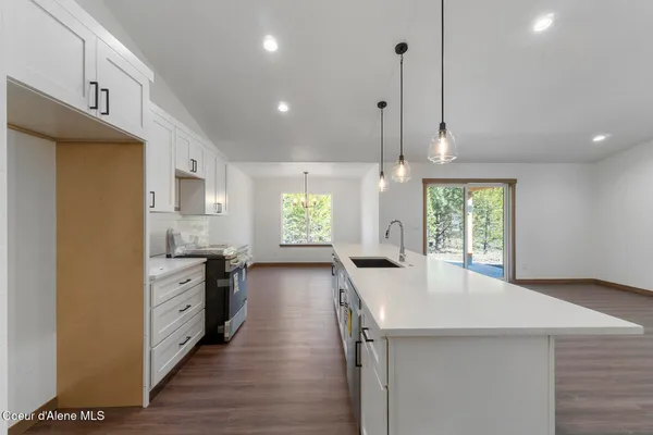 $516,900 | 866 East Valley Street South, Oldtown, ID 83822