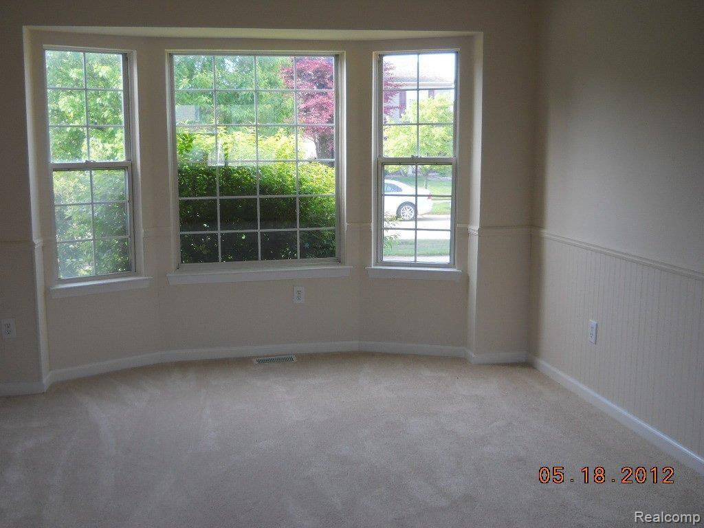 fannie directs 082.JPG