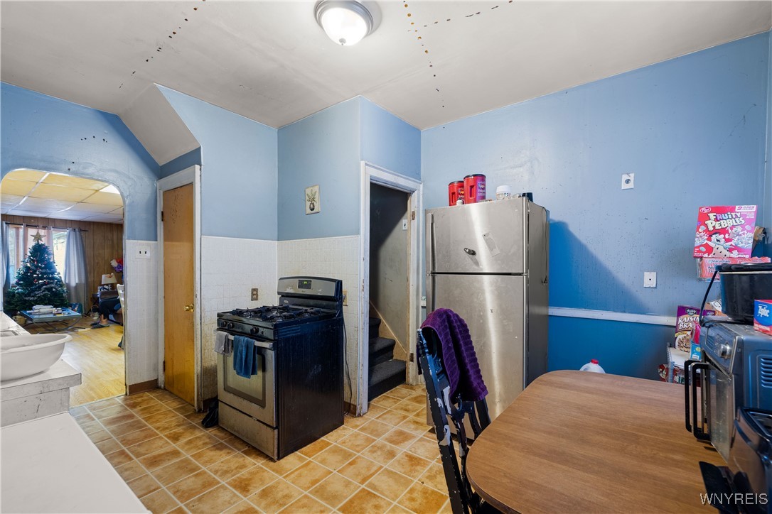 97 Humason Avenue Buffalo, NY 14211 - Photo 7 of 13