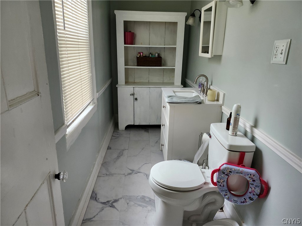 706 Division Street De Ruyter, NY 13052 - Photo 15 of 25