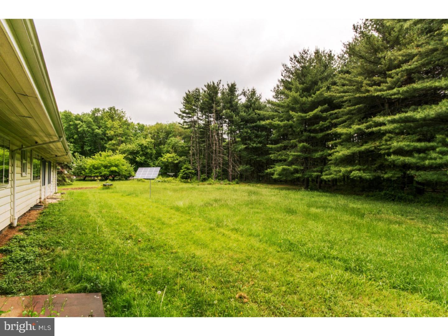 1775 Meadow Road Southampton, PA 18966 - Photo 21 of 25 Gallery Image 21