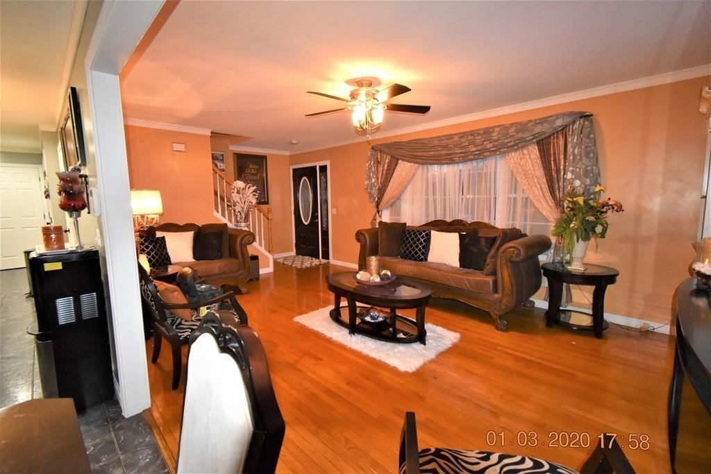 27 Aberdeen Road Springfield, MA 01109 - Photo 13 of 28