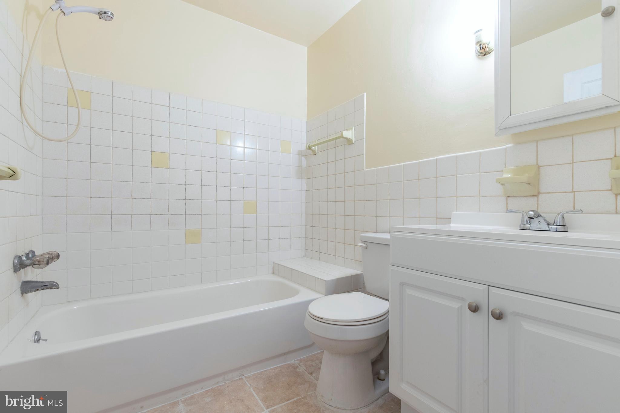 207 Walnut Hill Road, Unit B8 West Chester, PA 19382 - Photo 16 of 18 Gallery Image 16