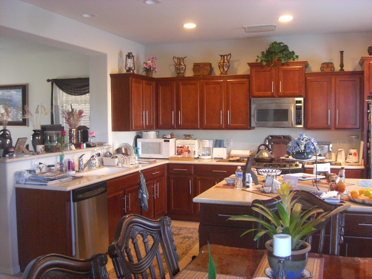 2030 West Davis Road Phoenix, AZ 85023 - Photo 5 of 17 kitchen