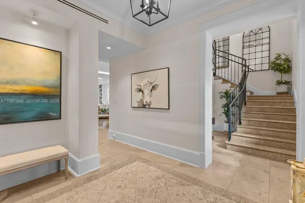 $6,950,000 | 685 Harbor Lane, Key Biscayne, FL 33149