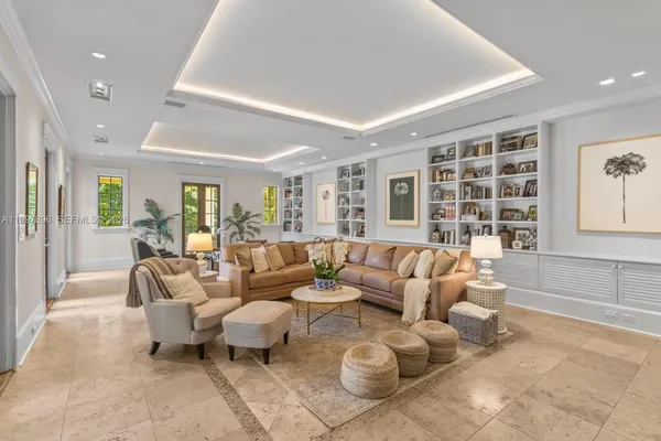$6,950,000 | 685 Harbor Lane, Key Biscayne, FL 33149