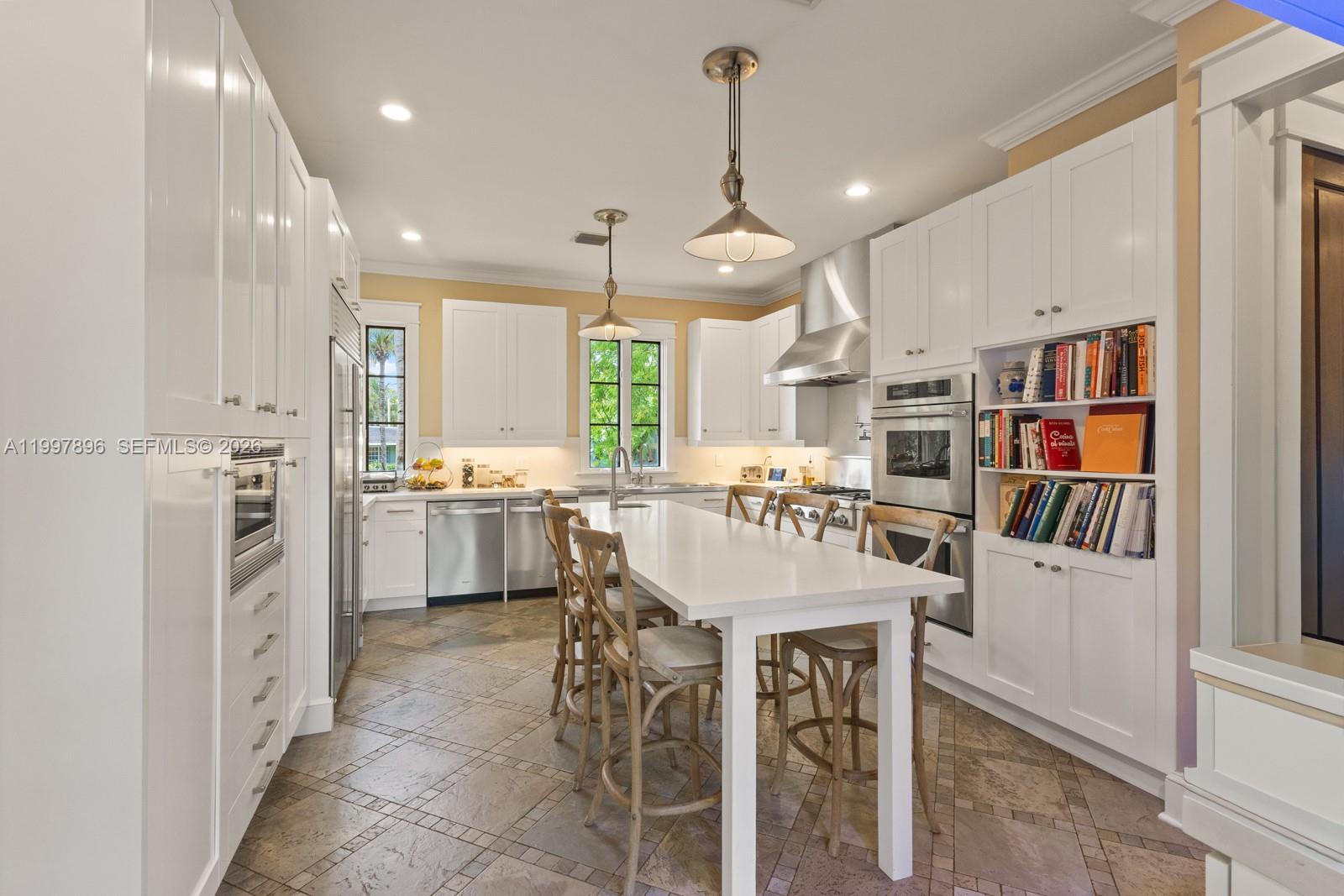 685 Harbor Lane Key Biscayne, FL 33149 - Photo 21 of 45