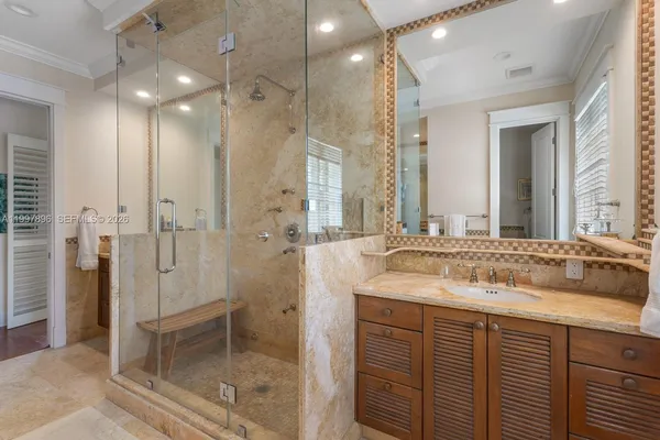 $6,950,000 | 685 Harbor Lane, Key Biscayne, FL 33149
