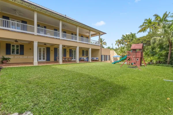 $6,950,000 | 685 Harbor Lane, Key Biscayne, FL 33149
